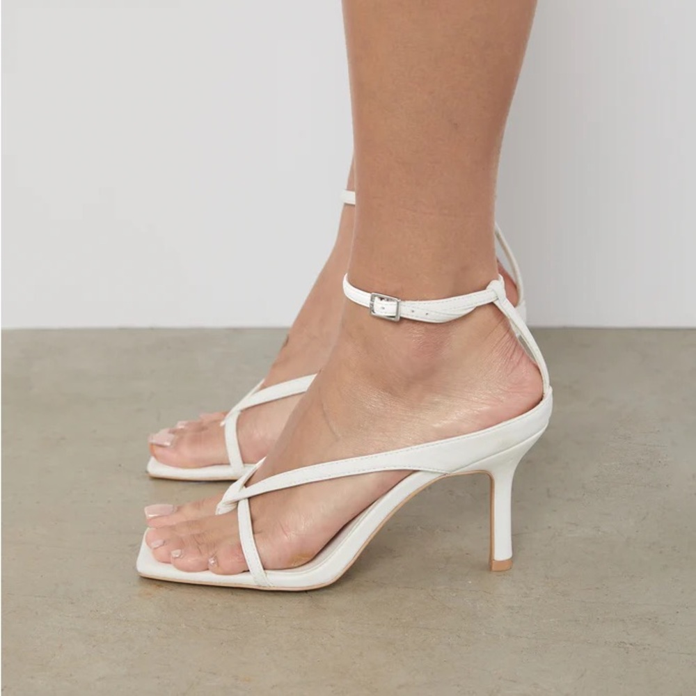 OAK + FORT White Strappy Heels